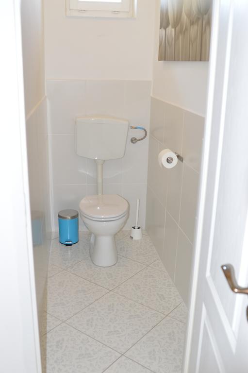 Jaszbereny Boutique Room Екстериор снимка